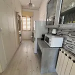 Guesthost - Augusta Apartament *