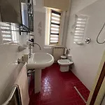 Guesthost - Augusta Apartament Milano Marittima