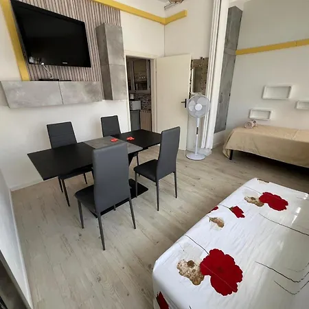 Guesthost - Augusta *