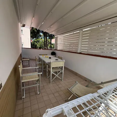 Guesthost - Augusta * Milano Marittima