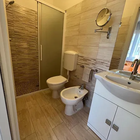 Guesthost - Augusta Apartamento