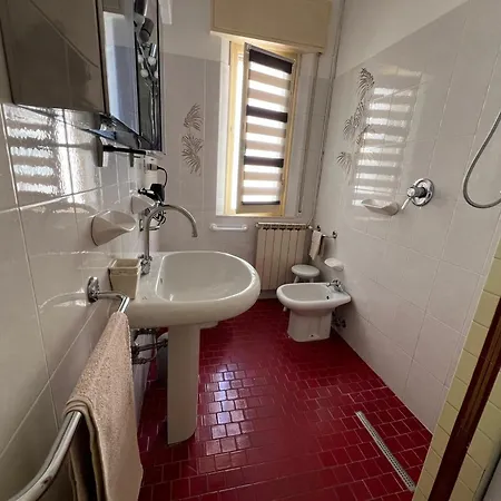 Guesthost - Augusta Apartamento Milano Marittima