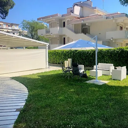 Guesthost - Augusta *