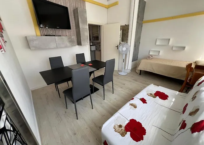 Guesthost - Augusta *