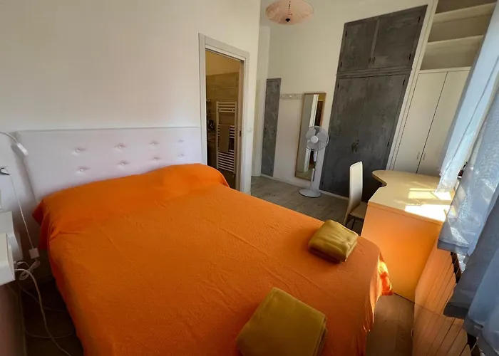 Guesthost - Augusta * Milano Marittima