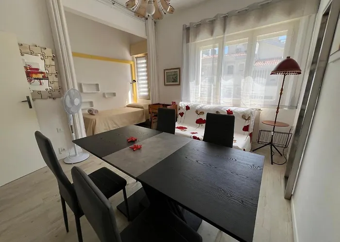 Guesthost - Augusta Apartment