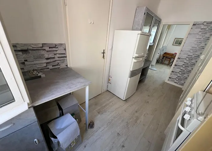 Guesthost - Augusta Apartment