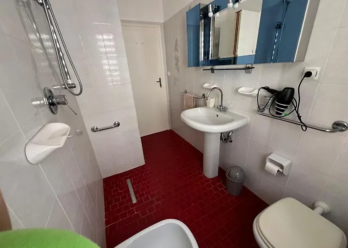 Guesthost - Augusta Milano Marittima